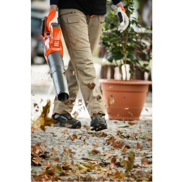 Воздуходувка аккумуляторная Husqvarna 436LiB 9672524-02 Воздуходувка аккумуляторная Husqvarna 436LiB 9672524-02