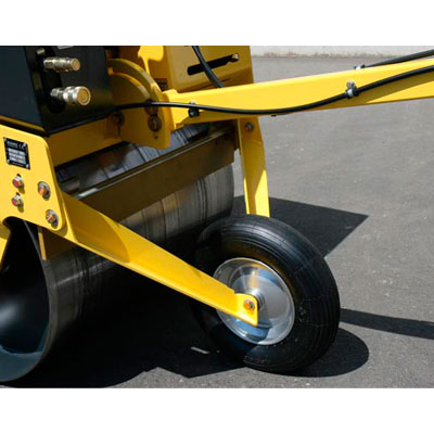 Виброкаток одновальцовый Bomag BW 71 E-2 Виброкаток одновальцовый Bomag BW 71 E-2