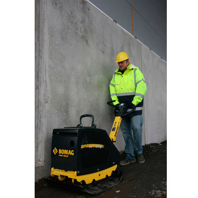 Виброплита Bomag BPR 35/42 D H-start (реверсивная) Виброплита Bomag BPR 35/42 D H-start (реверсивная)