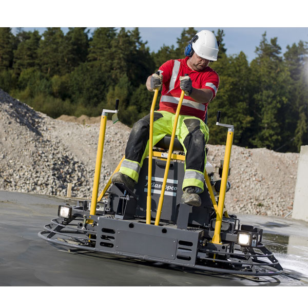 Машина бетоноотделочная двухроторная Atlas Copco BG 740 Машина бетоноотделочная двухроторная Atlas Copco BG 740