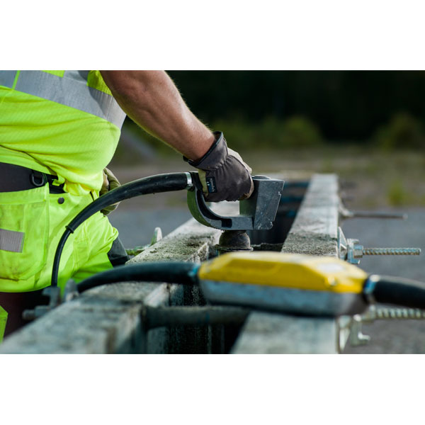 Вибратор высокочастотный Atlas Copco SMART 48 E, 230В-1-50/60Гц Вибратор высокочастотный Atlas Copco SMART 48 E, 230В-1-50/60Гц