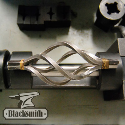 Станок для изготовления корзинок и торсировки Blacksmith M04B-KR Станок для изготовления корзинок и торсировки Blacksmith M04B-KR