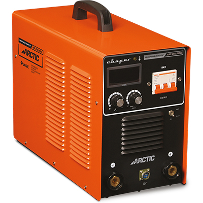 Сварочный инвертор Сварог ARCTIC ARC 250 (R06) Сварочный инвертор Сварог ARCTIC ARC 250 (R06)