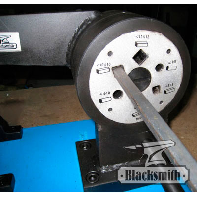 Станок для резки металла Blacksmith MR8 дисковый Станок для резки металла Blacksmith MR8 дисковый
