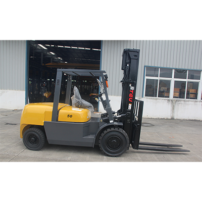 Дизельный погрузчик TEU-MITSUBI FD50TF Дизельный погрузчик TEU-MITSUBI FD50TF