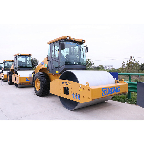 Дорожный каток XCMG XS163H Дорожный каток XCMG XS163H