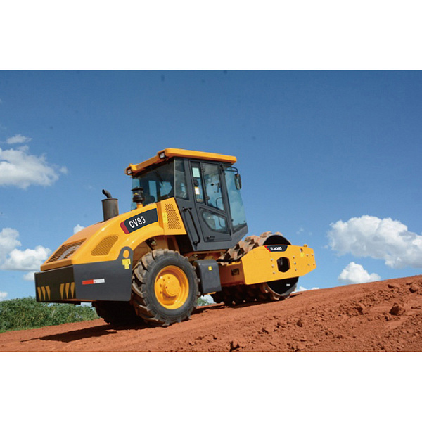 Дорожный каток XCMG CV83U Дорожный каток XCMG CV83U