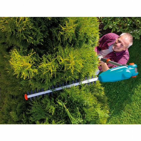 Аккумуляторные садовые ножницы Gardena THS Li-18/42 08881 Аккумуляторные садовые ножницы Gardena THS Li-18/42 08881