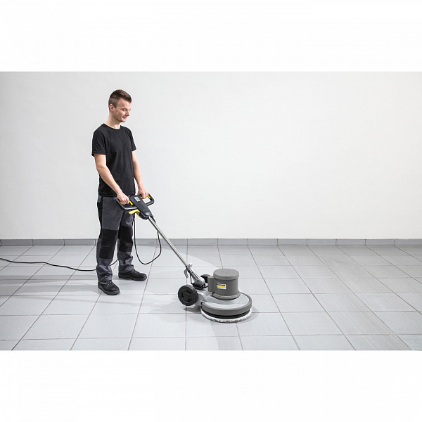 Поломоечная машина Karcher BDS 43/150 C RU Поломоечная машина Karcher BDS 43/150 C RU