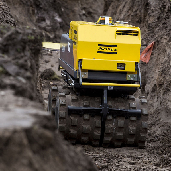 Каток траншейный Atlas Copco LP 8504 (630 мм, Hatz 2G40) Каток траншейный Atlas Copco LP 8504 (630 мм, Hatz 2G40)