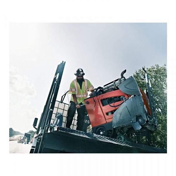 Швонарезчик дизельный Husqvarna FS 5000D 9672073-30 Швонарезчик дизельный Husqvarna FS 5000D 9672073-30