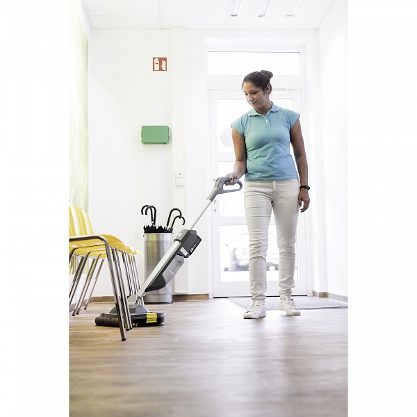Поломоечная машина Karcher BR 30/1 C Bp Pack Поломоечная машина Karcher BR 30/1 C Bp Pack