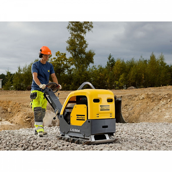 Виброплита реверсивная Atlas Copco LG 504 DE (550x900, Hatz 1D81Z) Виброплита реверсивная Atlas Copco LG 504 DE (550x900, Hatz 1D81Z)