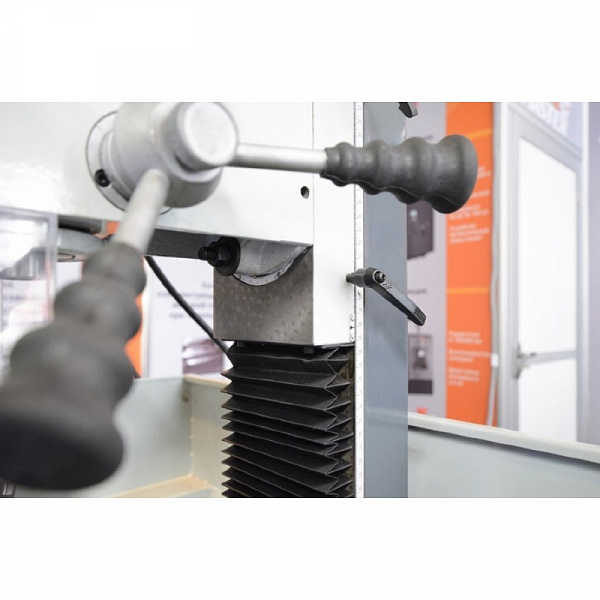 Станок токарно-фрезерный Metal Master MML 2550 MV Станок токарно-фрезерный Metal Master MML 2550 MV