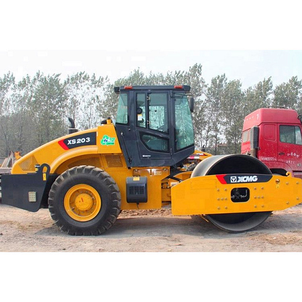Дорожный каток XCMG XS203 Дорожный каток XCMG XS203