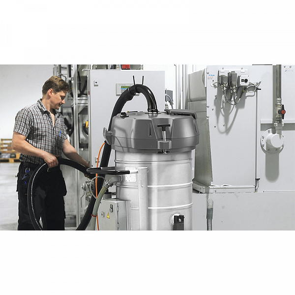 Промышленный пылесос Karcher IVR-L 100/24-2 Me Промышленный пылесос Karcher IVR-L 100/24-2 Me