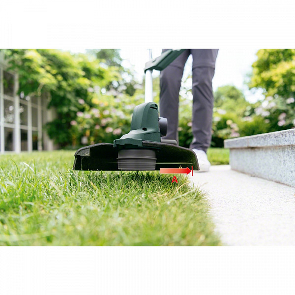 Триммер аккумуляторный Bosch UniversalGrassCut 18-260 Триммер аккумуляторный Bosch UniversalGrassCut 18-260