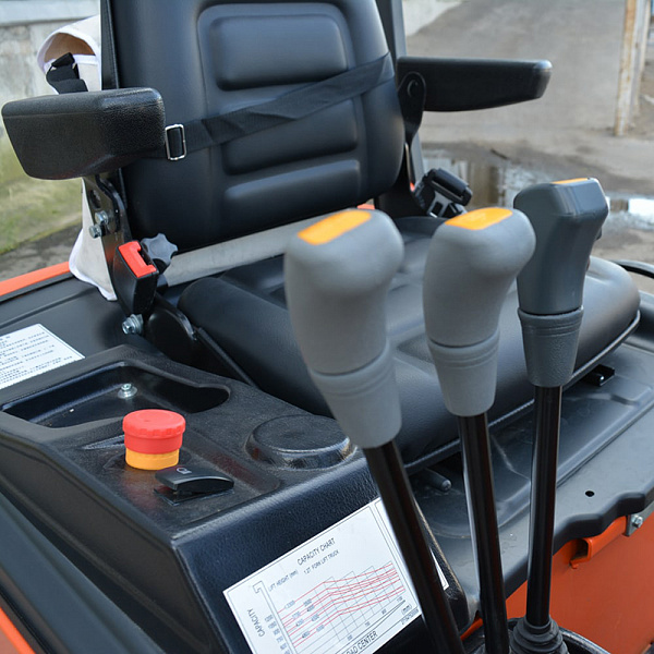 Мини-электропогрузчик OXLIFT MPX1245 4,5 м Мини-электропогрузчик OXLIFT MPX1245 4,5 м