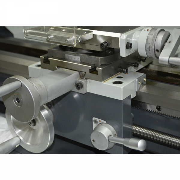 Станок токарный Metal Master MML 2870 V Станок токарный Metal Master MML 2870 V